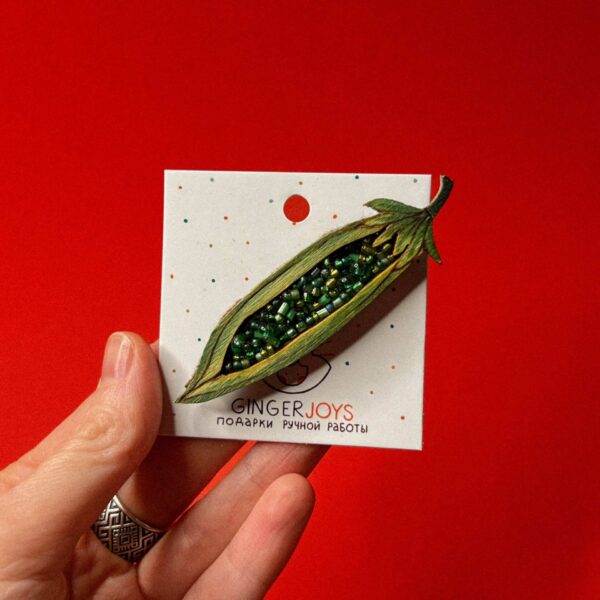 Брошь "Горох", дерево+ вышивка бисером, РБ