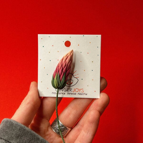 Брошь из самозастывающей глины "Люпин", РБ