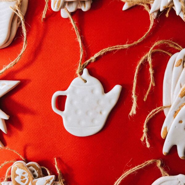 Ёлочная игрушкаподвеска "Чайник", керамика, РБ