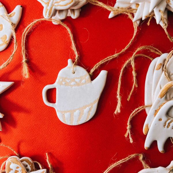 Ёлочная игрушкаподвеска "Чайник", керамика, РБ