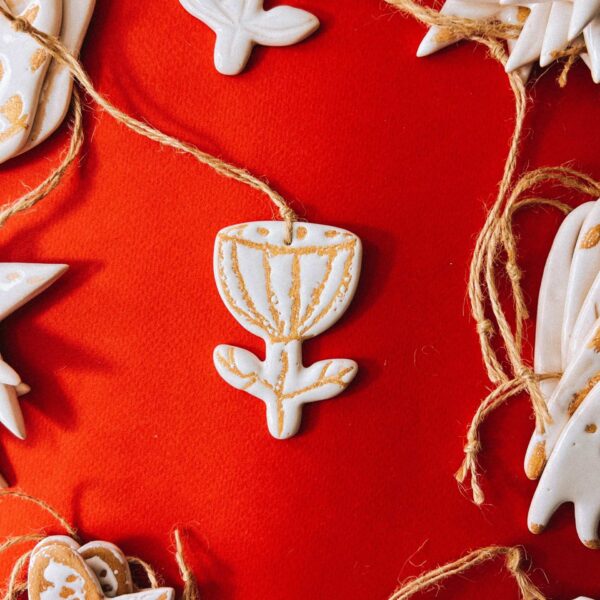 Ёлочная игрушка/подвеска "Цветок", керамика, РБ