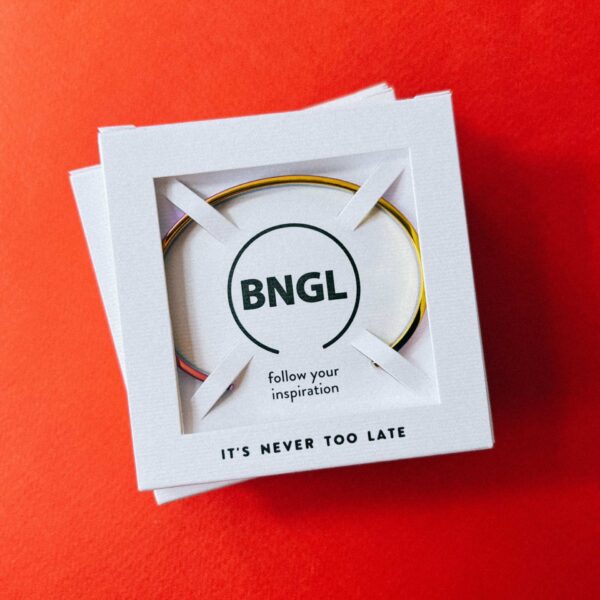 Браслет с гравировкой "It's never too late", радужная ювелирная сталь, РФ