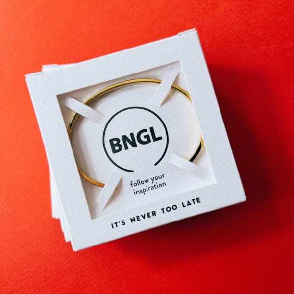 Браслет с гравировкой "It's never too late", золотая ювелирная сталь, РФ