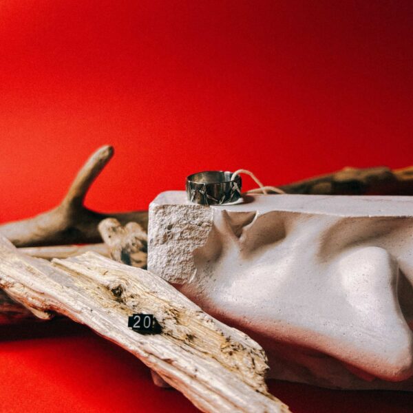 Кольцо с текстурой "Торф" из кованой нержавеющей стали, 20 размера, РБ