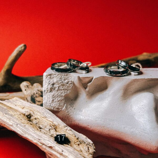 Кольцо с надписью "Торф" из кованой нержавеющей стали, глянцевое, 17 размера, РБ