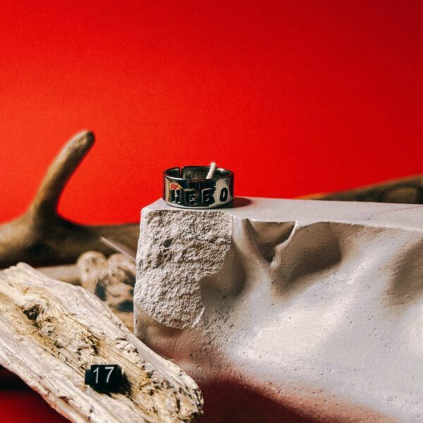 Кольцо с надписью "Небо" из кованой нержавеющей стали, глянцевое, 17 размера, РБ