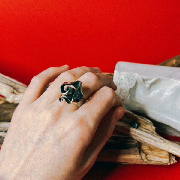 Кольцо "Роза" из кованой нержавеющей стали, 16 размера, РБ