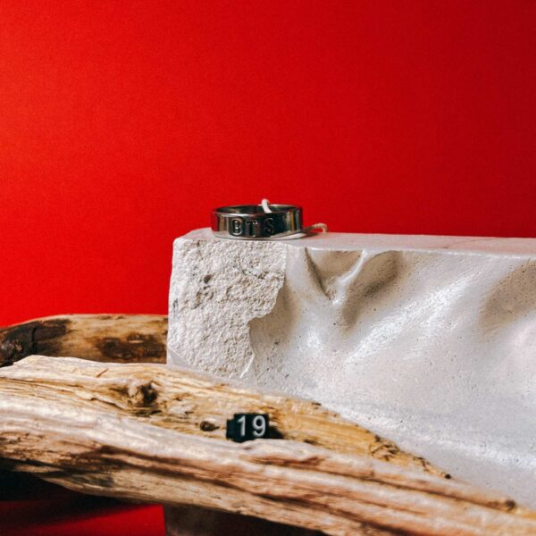 Кольцо с надписью "BTS" из кованой нержавеющей стали, 19 размера, РБ