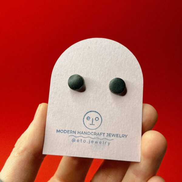 Серьги-гвоздики круглые, черного цвета, керамика, РБ