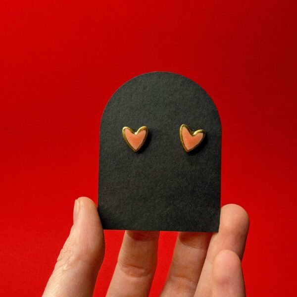 Серьги-гвоздики с золотом "Сердечки", персикового цвета, фарфор, РБ