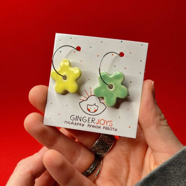 Серьги-кольца "Цветочек", зеленого и желтого цвета, РФ