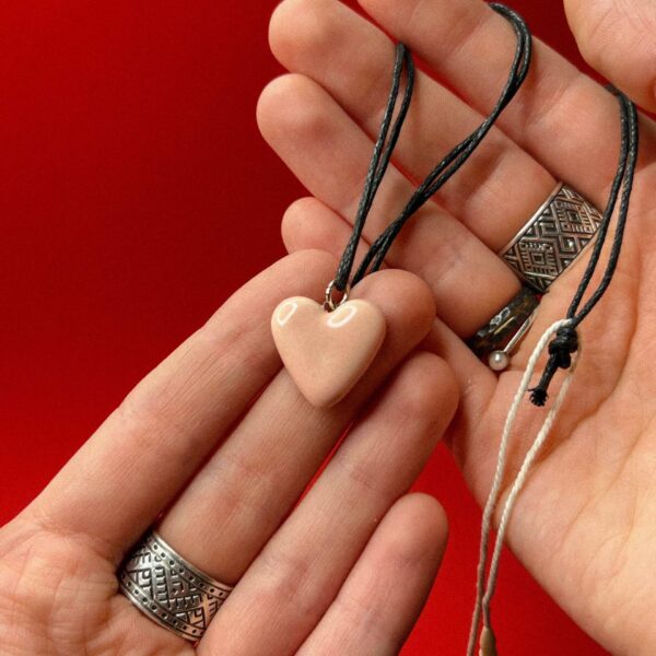 Кулон в форме сердца, нежно-розового цвета, РБ