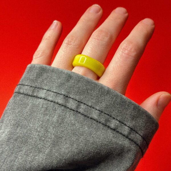 Стеклянное кольцо желтого цвета, 17 размера, РФ