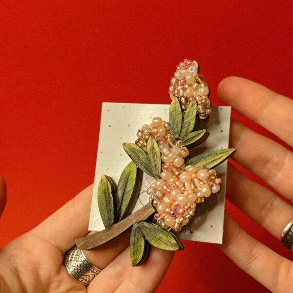 Брошь «Сирень розового-персикового цвета», дерево+ бисер, РБ