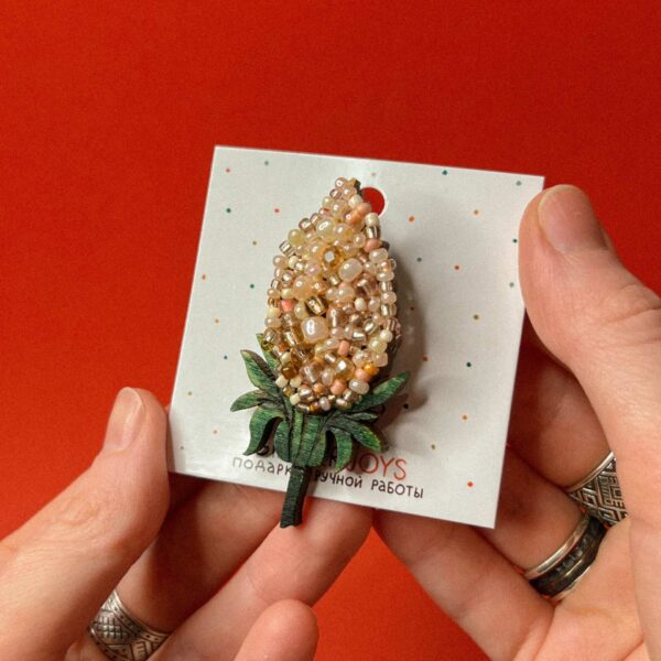 Брошь "Люпин нежно-розовый", дерево+ бисер, РБ