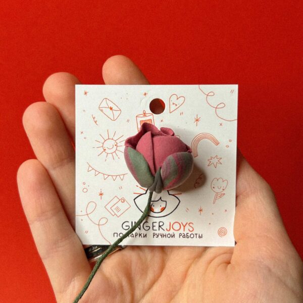 Брошь из самозастывающей глины "Бутон пыльно-розового пиона", РБ