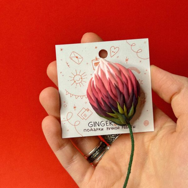 Брошь из самозастывающей глины "Клевер бордово-розовый", РБ