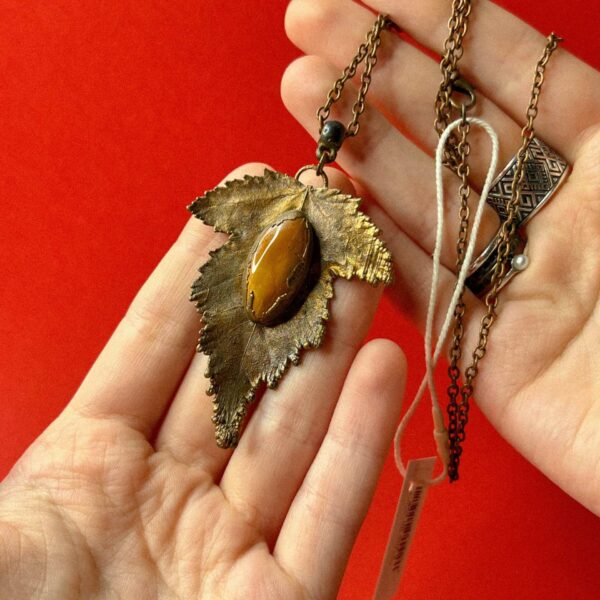 Медный кулон в технике гальванопластика "Лист" с натуральным агатом в центре, РФ