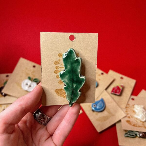 Керамическая брошь "Дубовый лист", РФ