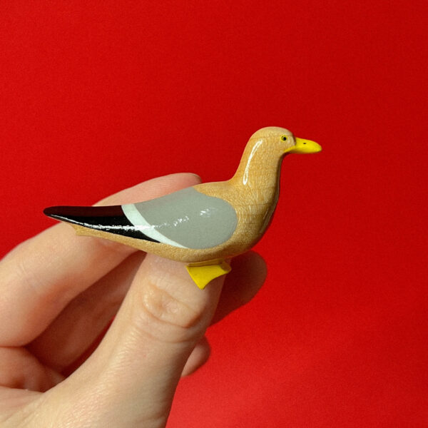 Резная деревянная брошь «Большая чайка», РФ